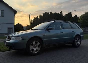 AUDI A4B5 AVANT