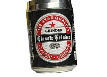 Młynek do Mielenia Tytoniu Ziół Suszu CBD  w Kształcie Puszki Czarna