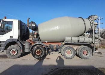 Betonomieszarka (Gruszka) Iveco Trakker