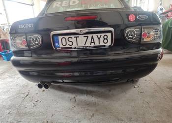 Ford Escort MK7 cabrio lampy tył