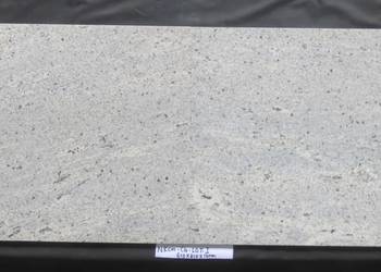 Płytki granit indyjski NEW KASHMIR CREAM - rozmiar 60x60x1,5cm fakt. poler.
