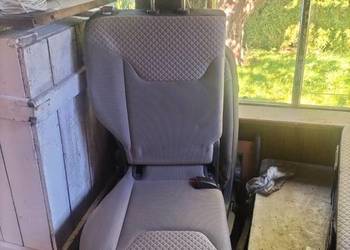 Fotele do Forda Turneo Courier