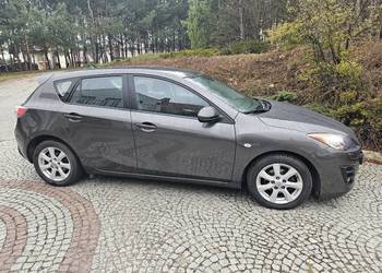 sprzedam MAZDA 3 1,6 benzyna; pierwszy właściciel