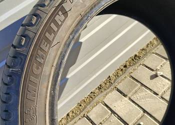 Michelin Defender 235/40/19
