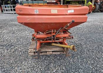Rozsiewacz nawozu RAUCH COMET 800 ltr