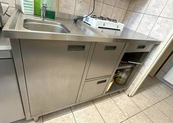 Stół ze stali nierdzewnej ze zlewem jednokomorowym Stalgast