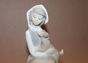 Figurka dziewczynka z psem Lladro nr 318 FiaF Figurka dziewczynka z psem Lladro nr 318 FiaF