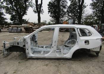 PRÓG SŁUPEK LEWY BOK W13 MITSUBISHI OUTLANDER III PHEV