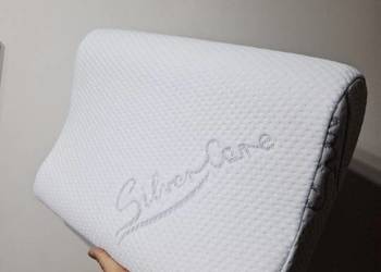 Poduszka ortopedyczna profilowana do spania Silver Care Medi Sleep.