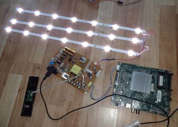 Zasilacz 715GB718-P01-000-0H2S  (SONY KD-32W800)