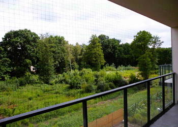 Montowanie siatek na balkon Warszawa Siatka na Balkon Montaż siatki
