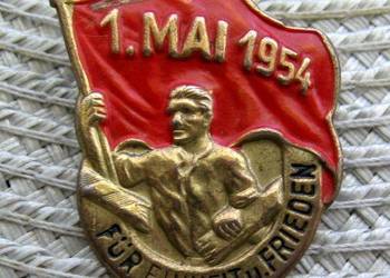Przypinka DDR - 1 Maja 1954r - Dla Jedności Pokoju