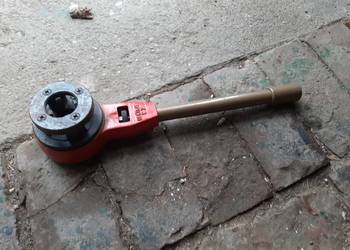 Gwintownica do rur central c2