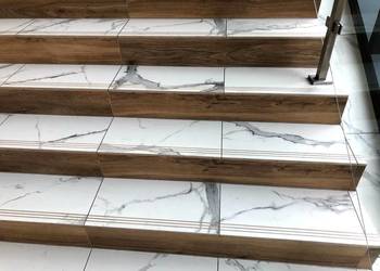 Płytki na schody BIAŁY MARMUR 120x30 CARRARA satyna