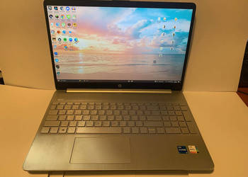 Laptop HP 15s-fq2033ua 15,6″ FHD i5-1135G7 16/512 GB SSD Intel Iris Xe
