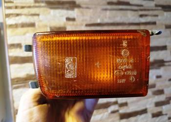 VW Vento, Golf mk3 - lampa kierunkowskaz światło kierunek migacz ZKW Austra
