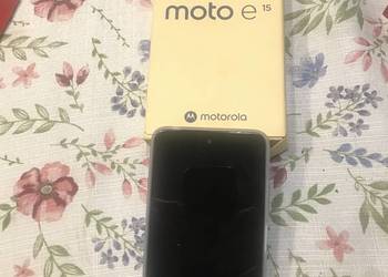 Smarthone Motorola e15.