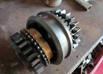 Rewers renault 551,651