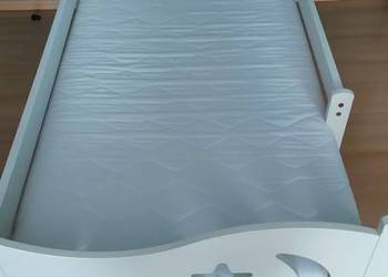 Łóżko dziecięce z materacem piankowym  160 x 80