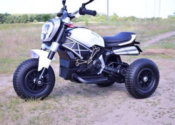 NAJNOWSZY WIELKI MOTOR , POMPOWANE KOŁA, PANEL, KYD1600AIR