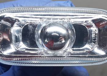 KIERUNKOWSKAZ W BLOTNIK AUDI A3 A4 A6 8E0949127