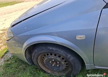 Błotnik Lewy Przód Nissan Primera P12