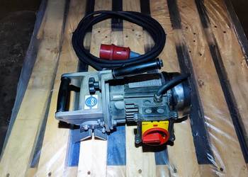 Ukosowarka do blachy OMCA