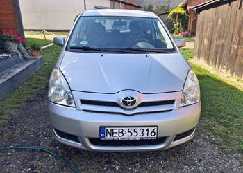 Toyota corolla verso II 2008