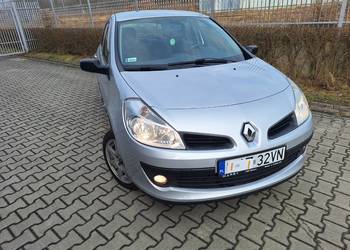 Renault Clio salon Polska maly udokumentowany przebieg 56 tys km