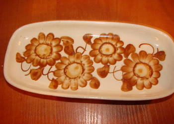 mały fajansowy półmisek