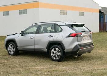 Toyota RAV4 hybryda 2020