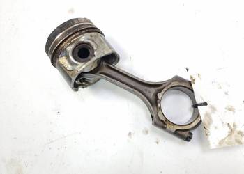 TŁOK TOYOTA AURIS TŁOK TOYOTA AURIS