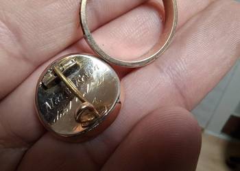 Złoto 8 i 9 karatów Broszka i obrączka 5.8 gram