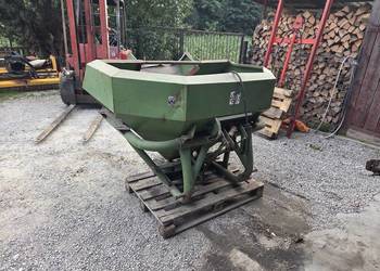 Rozsiewacz AMAZONE 1000l Hydrauliczny