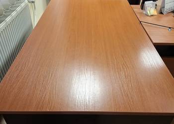 Biurko bez szuflad i szafek brązowe