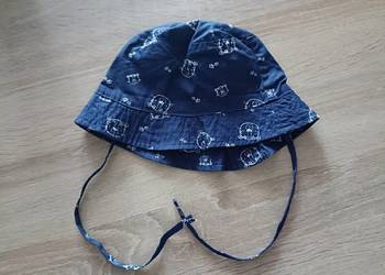 Czapka niemowlęca wiązana