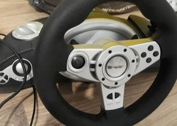 Kierownica do grania  gamingowa