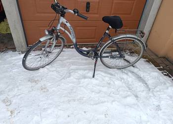 Rower 28 aluminiowy dynamo biegi w kole