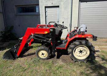 Traktorek Yanmar F155 4x4 z turem