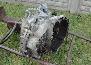 SKRZYNIA BIEGÓW INSIGNIA ASTRA J 2,0 MANUAL 6 F40
