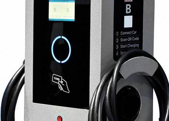 Dwustanowiskowy słupek EV 2x22kW