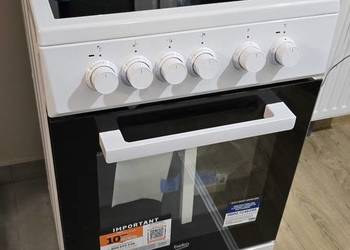 Kuchnia elektryczna Beko FSS57000GW