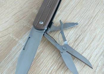 Scyzoryk multitool nóż EDC