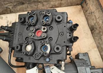 Zawór Rozdzielacz Hydrauliczny VOLVO L110G Parker 3769644D