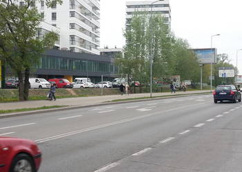 Wynajmę lokal usługowy 77mkw, parter