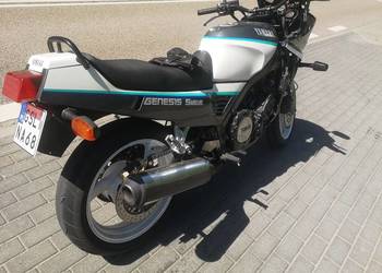 Yamaha FZ 750 Genesis
