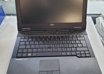 Laptop Fujitsu ESPRIMO Mobile U9210 model s118d
