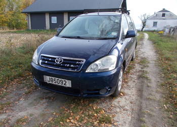 toyota AVENSIS VERSO 2.0d D4D 03r części z tego auta