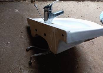 umywalka z baterią 45