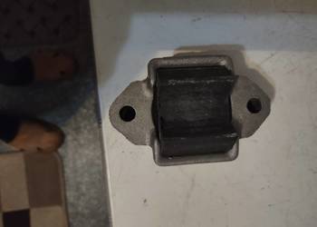 FIAT 126P NOWA KSZTAŁTKA RESORU Z GUMĄ